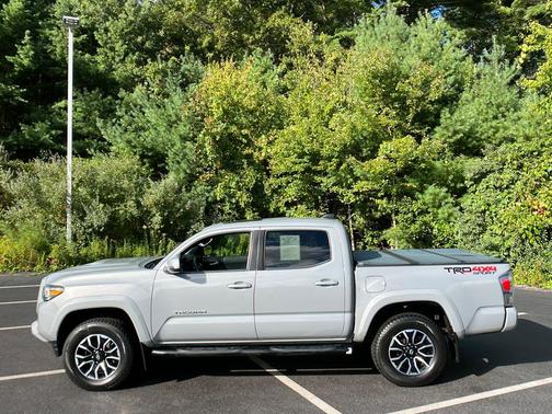 2020 Toyota Tacoma TRD Sport