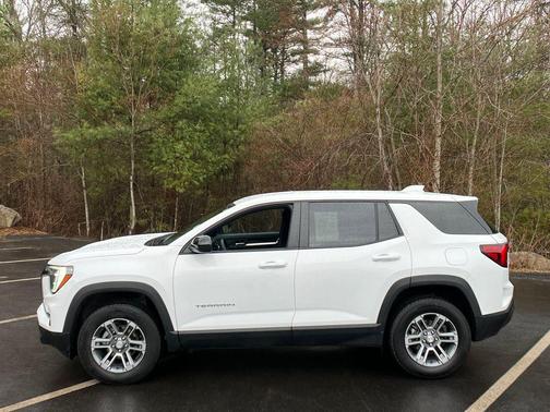 Summit White 2025 GMC Terrain AWD Elevation