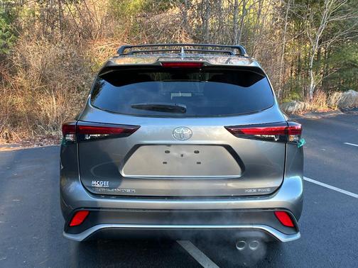 2026 Toyota Highlander XSE