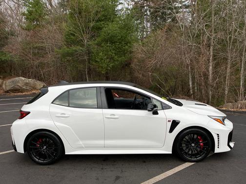 Ice Cap 2025 Toyota GR Corolla Premium