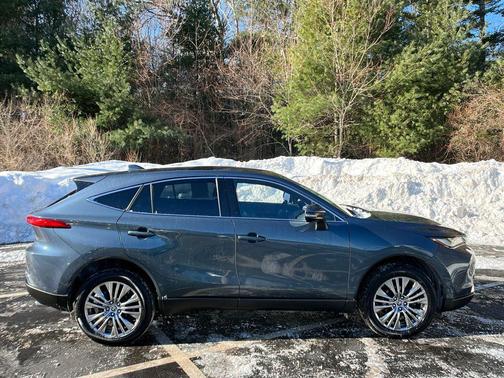 2023 Toyota Venza Limited