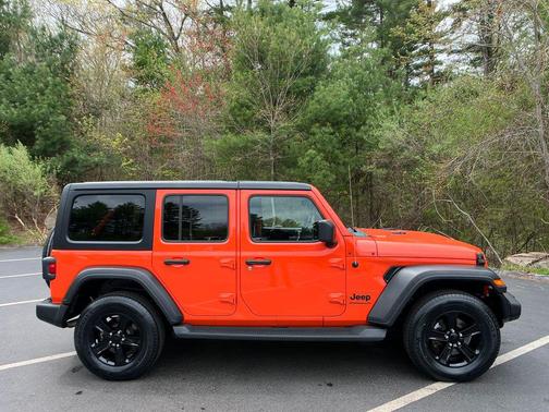 Punkn Metallic Clearcoat 2023 Jeep Wrangler Sport