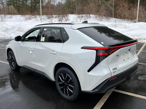 0089 2026 Toyota bZ XLE