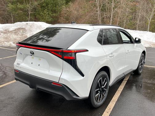 0089 2026 Toyota bZ XLE