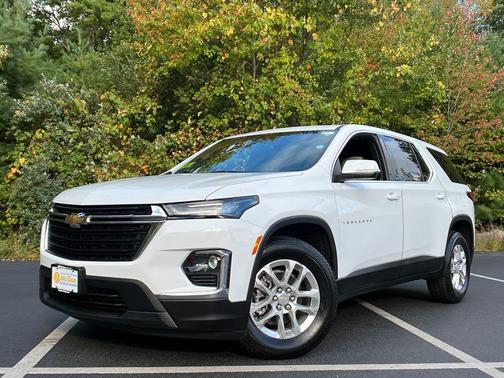 2023 Chevrolet Traverse LS
