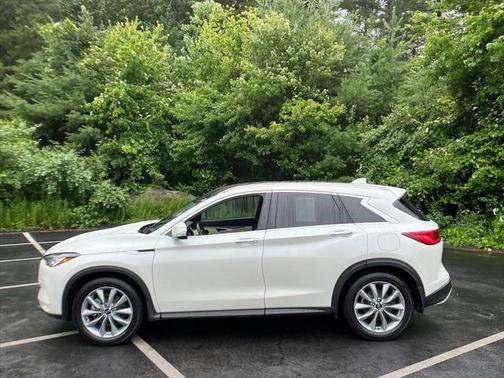 2022 INFINITI QX50 LUXE AWD