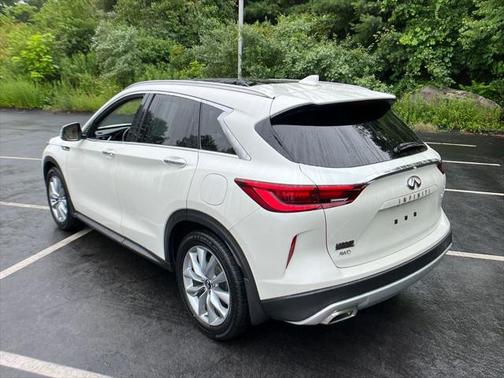 2022 INFINITI QX50 LUXE AWD