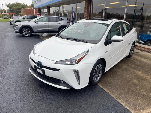 2022 Toyota Prius L