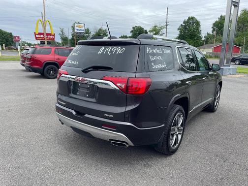 2017 GMC Acadia Denali