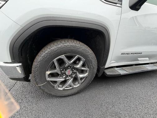 Summit White 2026 GMC Sierra 1500 SLT