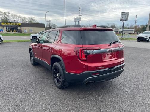 2021 GMC Acadia AT4