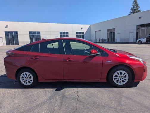 2016 Toyota Prius Two