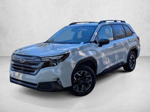 Crystal White Pearl 2025 Subaru Forester Premium