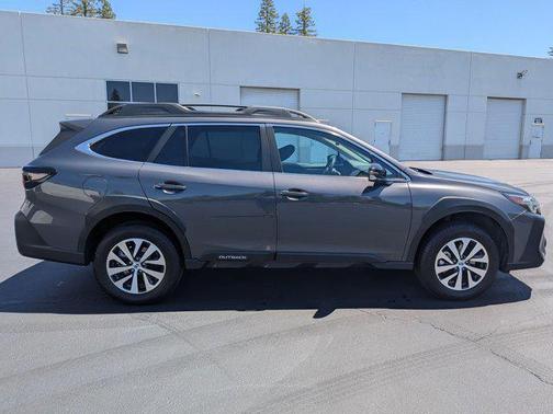 Magnetite Gray Metallic 2024 Subaru Outback Premium