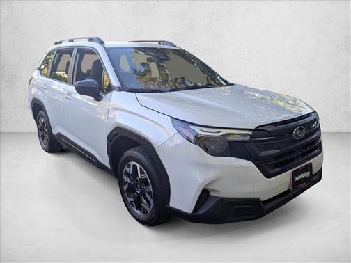 2025 Subaru Forester Base