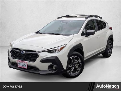 Crystal White Pearl 2025 Subaru Crosstrek Premium