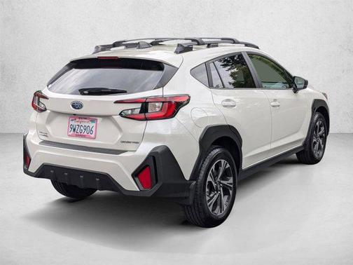Crystal White Pearl 2025 Subaru Crosstrek Premium