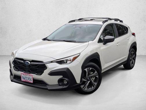 Crystal White Pearl 2025 Subaru Crosstrek Premium