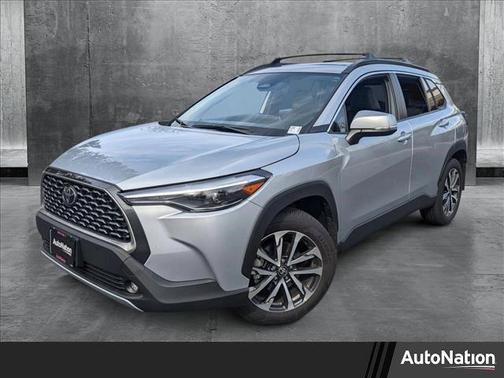 2024 Toyota Corolla Cross XLE