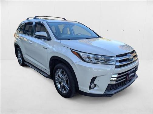 2017 Toyota Highlander Hybrid Platinum