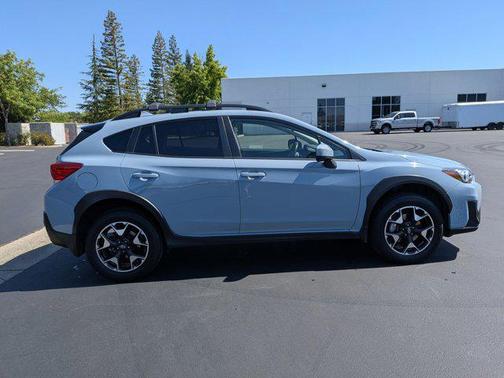Cool Gray Khaki 2019 Subaru Crosstrek 2.0i Premium