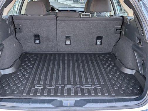 2021 Subaru Outback Base