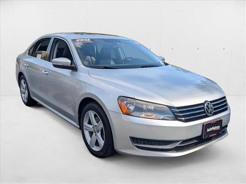 2013 Volkswagen Passat 2.5 SE