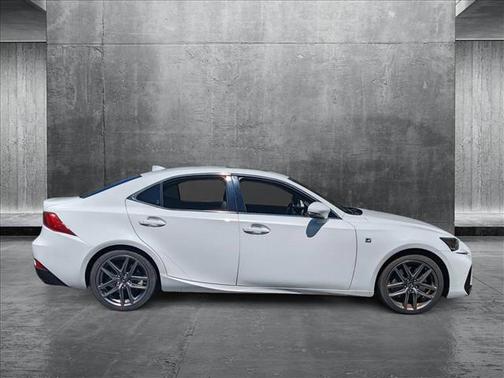2018 Lexus IS 300 Base