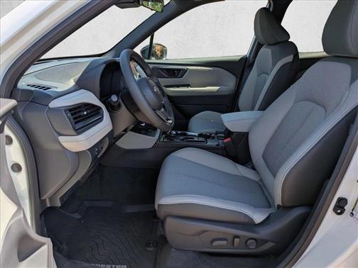 Crystal White Pearl 2026 Subaru Forester Premium