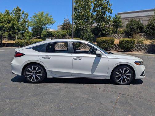 2023 Honda Civic EX-L