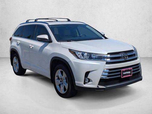 Blizzard Pearl 2019 Toyota Highlander Limited