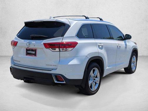 Blizzard Pearl 2019 Toyota Highlander Limited