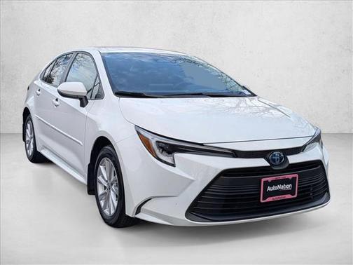 2024 Toyota Corolla Hybrid LE
