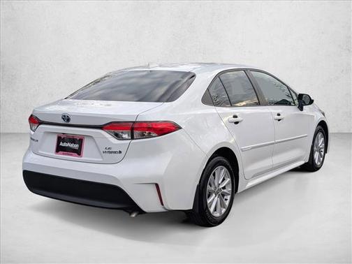 2024 Toyota Corolla Hybrid LE