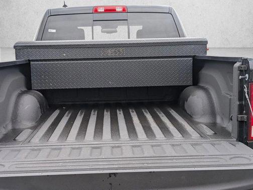 Maximum Steel Metallic Clearcoat 2017 RAM 1500 Big Horn