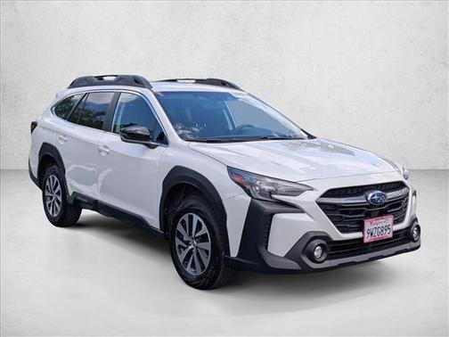 Crystal White Pearl 2025 Subaru Outback Premium