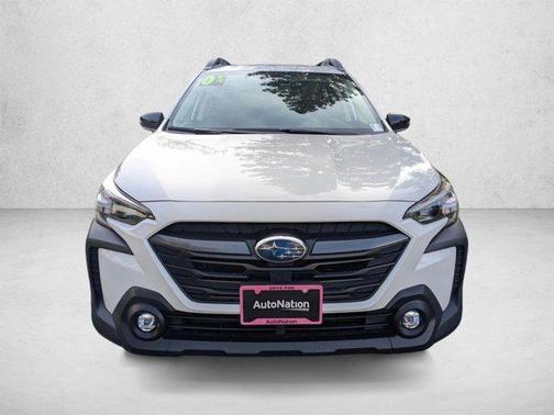 Crystal White Pearl 2025 Subaru Outback Premium