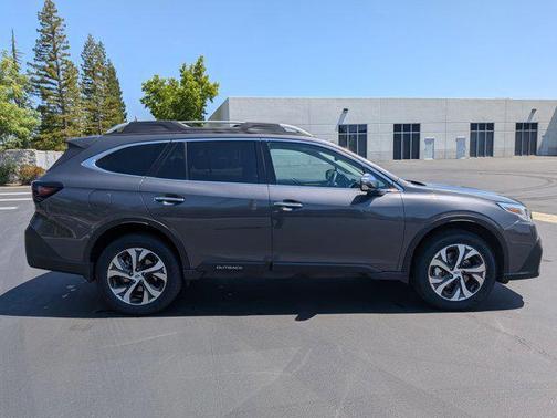 Magnetite Gray Metallic 2020 Subaru Outback Touring XT