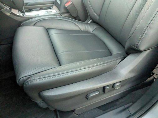 Ice Silver Metallic 2025 Subaru Ascent Touring 7-Passenger