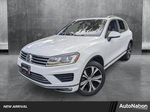 2017 Volkswagen Touareg V6 Wolfsburg Edition