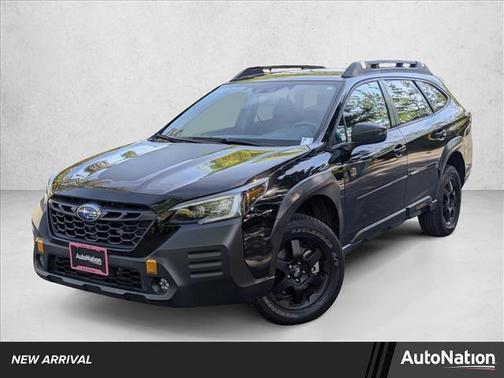 Crystal Black Silica 2023 Subaru Outback Wilderness