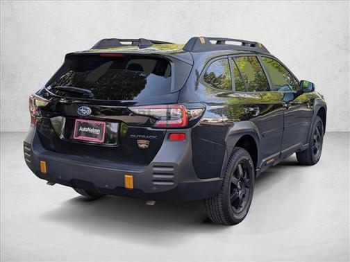 Crystal Black Silica 2023 Subaru Outback Wilderness