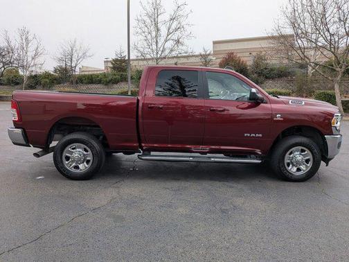 2021 RAM 2500 Big Horn Crew Cab 4x4 6'4' Box