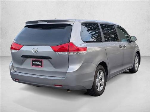 2013 Toyota Sienna SE