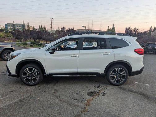 2025 Subaru Ascent Limited 7-Passenger