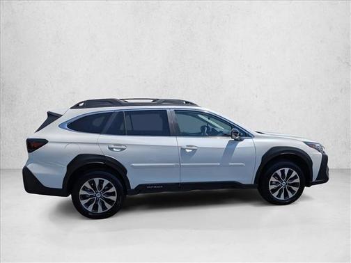 Crystal White Pearl 2025 Subaru Outback Limited