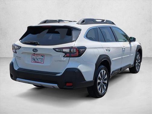 Crystal White Pearl 2025 Subaru Outback Limited