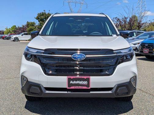 Crystal White Pearl 2026 Subaru Forester Touring