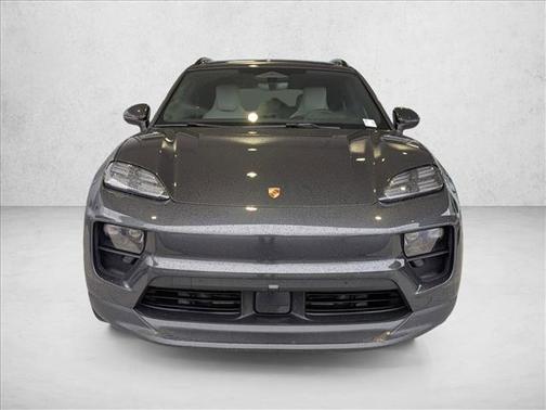 2024 Porsche Macan 4