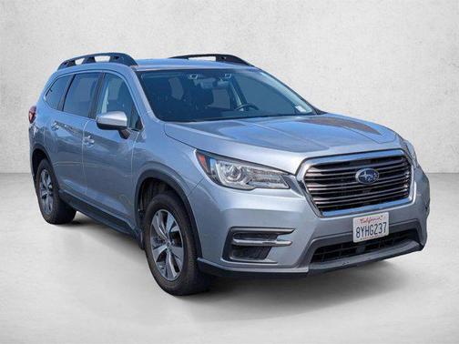 Ice Silver Metallic 2021 Subaru Ascent Premium 7-Passenger